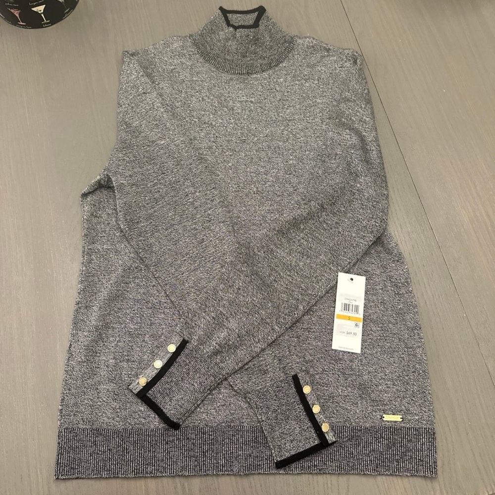 Calvin Klein Long Sleeve Gold Accent Turtle Neck Top - sz S